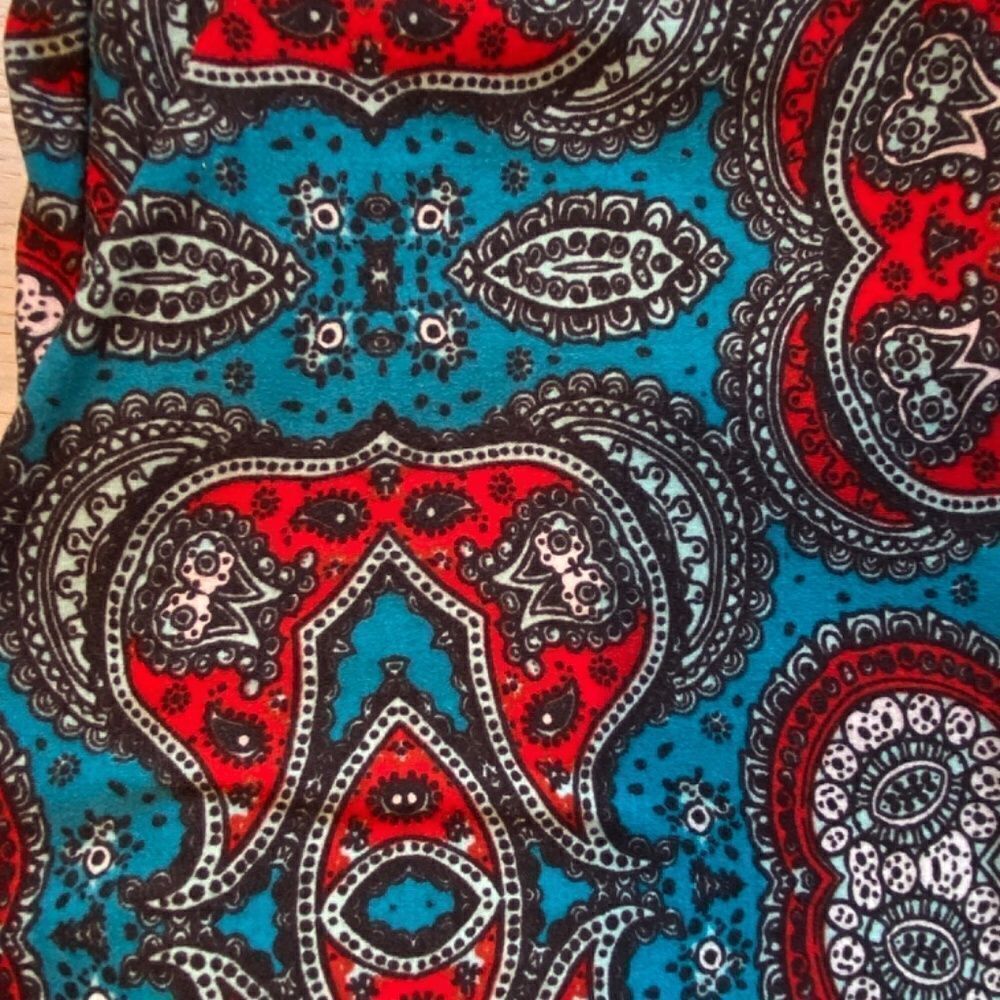 0230 LuLaRoe Size OS Leggings Blue and Red Gemstone Print - Picture 2 of 4
